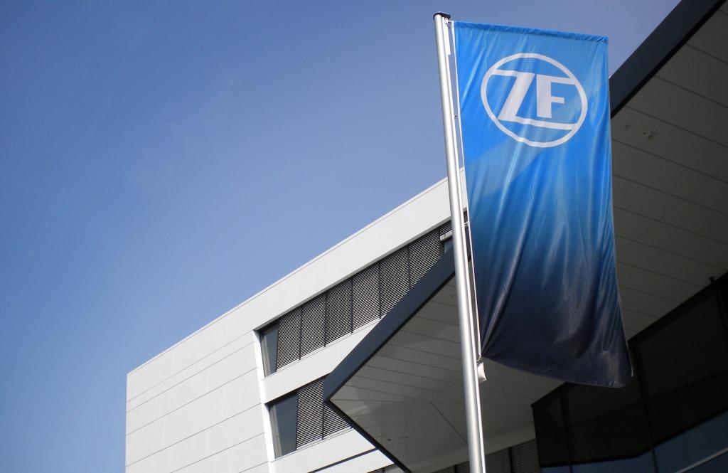 ZF recebe prêmios por seu desempenho como fornecedora da Toyota e da Honda.