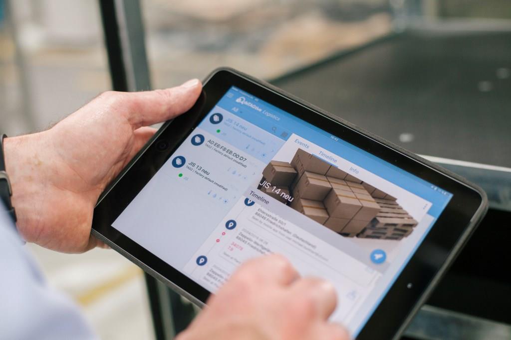 ZF apresenta nova solução de Rastreamento de Ativos do Openmatics na LogiMAT 2018.