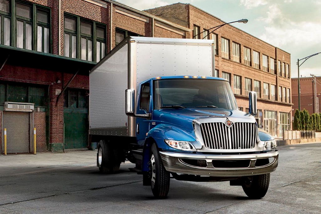 Novo caminhão International americano da Série MV recebe transmissões Allison como equipamento padrão.