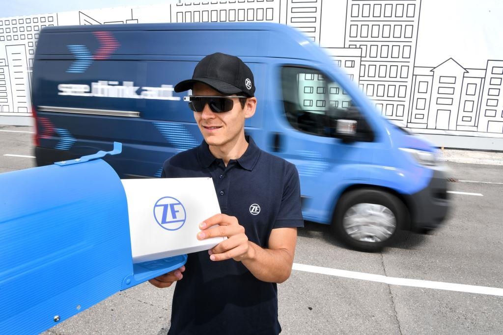 Tecnologia inteligente da ZF dá suporte à crescente demanda de entregas urbanas.