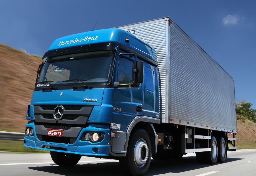 Atego na capital do caminhão Mercedes-Benz.