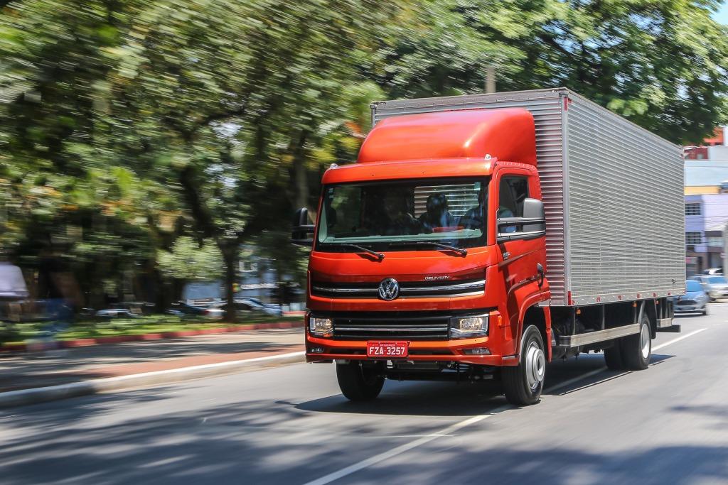 Nova família Delivery em congresso de logística.