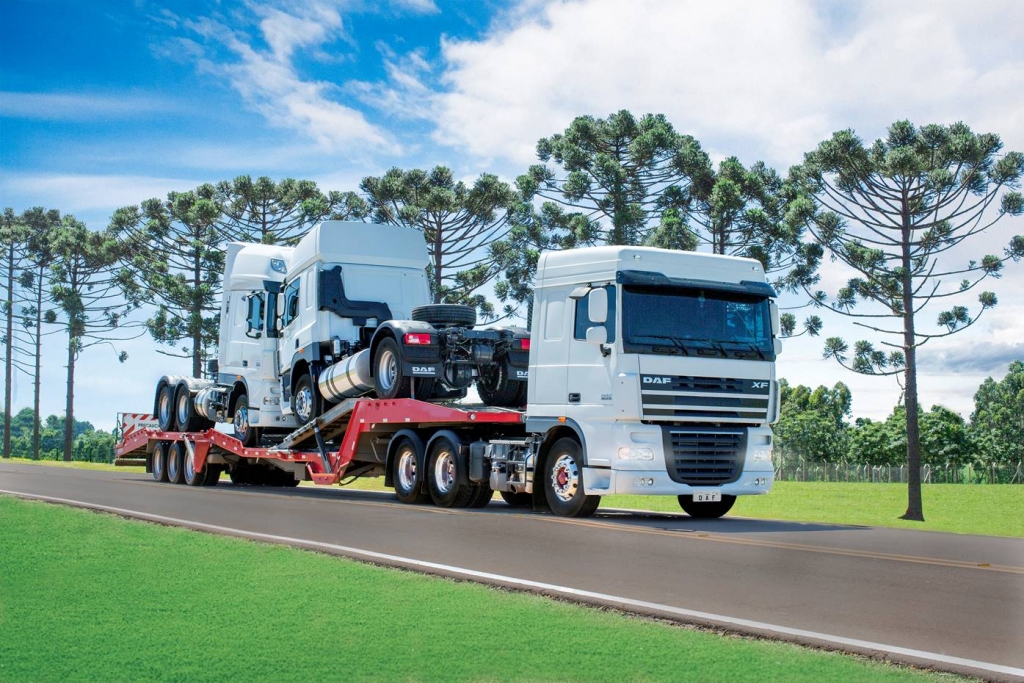 Caminhão XF105 DAF está na 20ª edição da Expo de Transporte do ABCD.