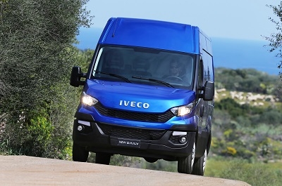 IVECO Daily celebra 40 anos reconhecida por milhões de clientes e por prêmios em todo o mundo.