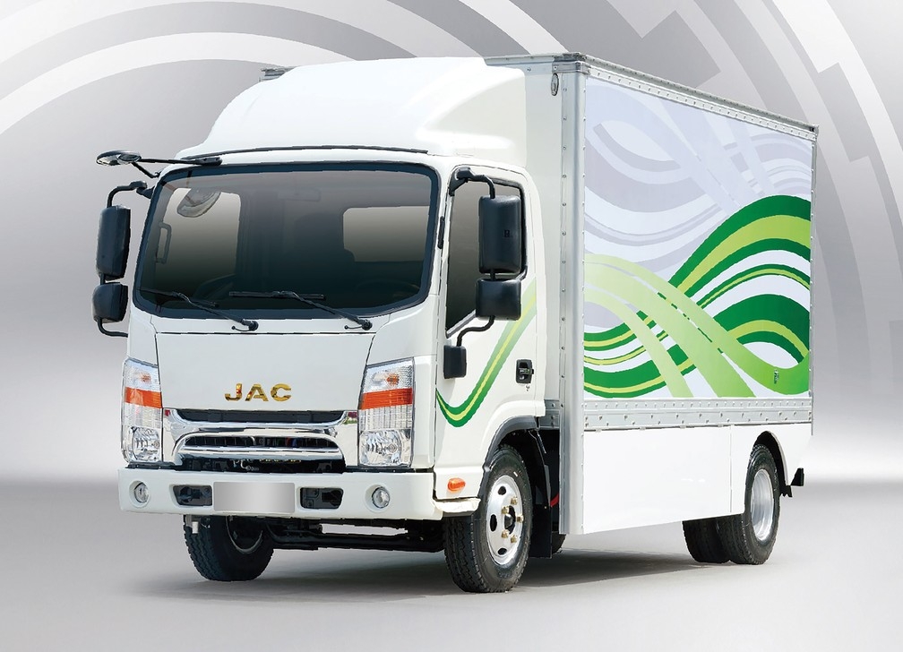 JAC anuncia seu primeiro caminhão 100% elétrico no Brasil.