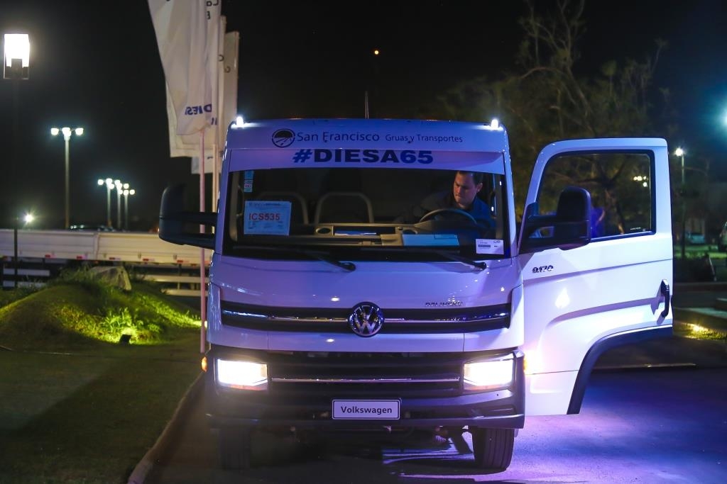 Novos caminhões Volkswagen Delivery chegam ao Paraguai.