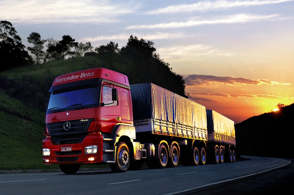 Vendas de caminhões extrapesados Mercedes-Benz crescem no Sul do País.