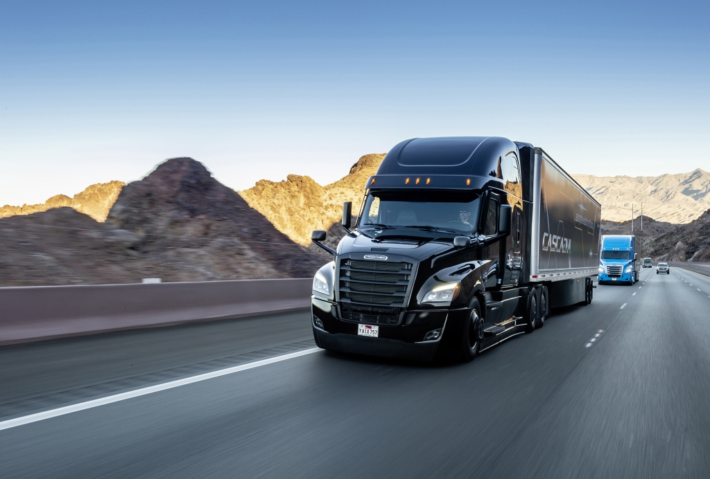 Daimler Trucks investe em caminhões autônomos.