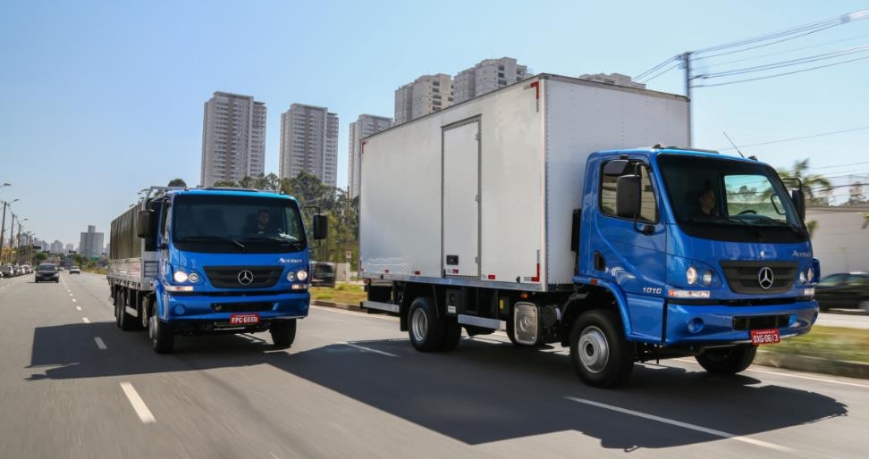 Mercedes-Benz leva Accelo com câmbio automatizado para a TranspoSul.