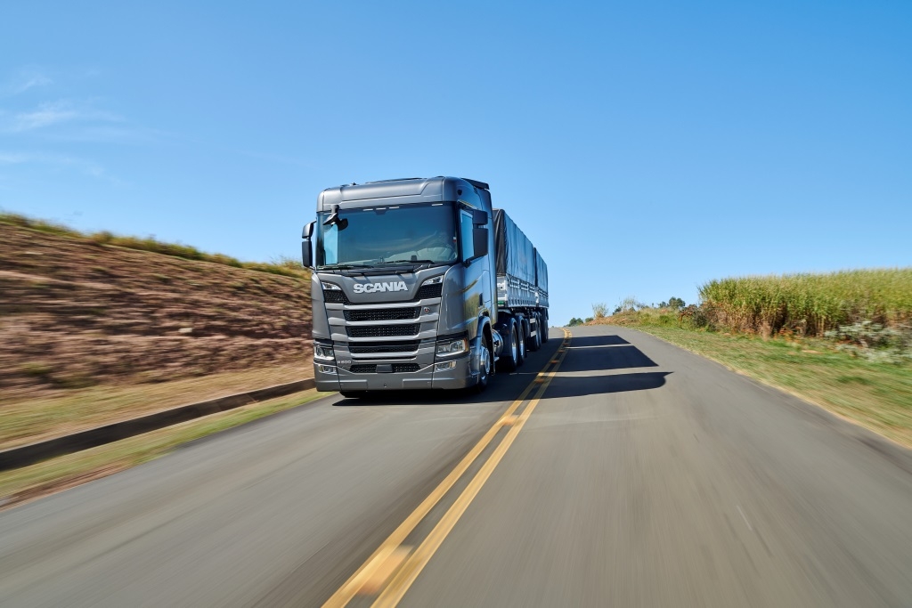Scania vende 300 caminhões para cliente AMAGGI.