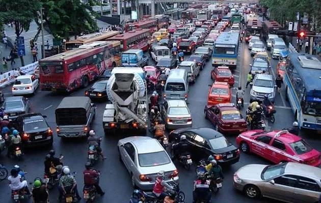Estudo reúne soluções de logística urbana para o transporte de cargas.
