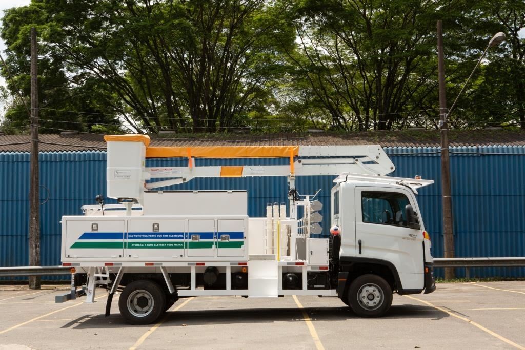 Caminhões Volkswagen lideram vendas no segmento eletricitário.