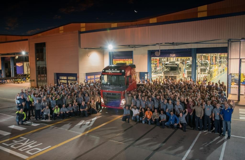 Volvo contrata 300 funcionários e faz novos investimentos no país.