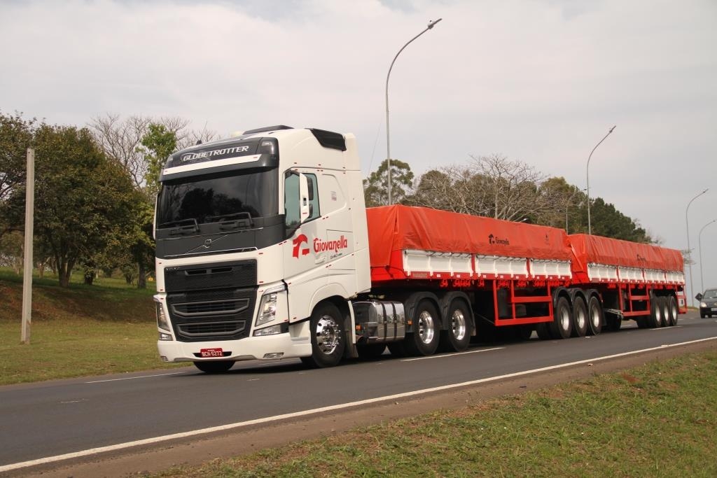 Paradiso Giovanella compra 129 FHs.