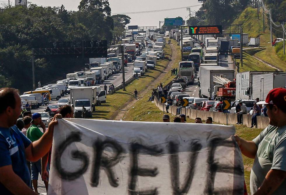 Câmara aprova projeto que dá isenção tributária ao diesel reduz beneficiados por desoneração.