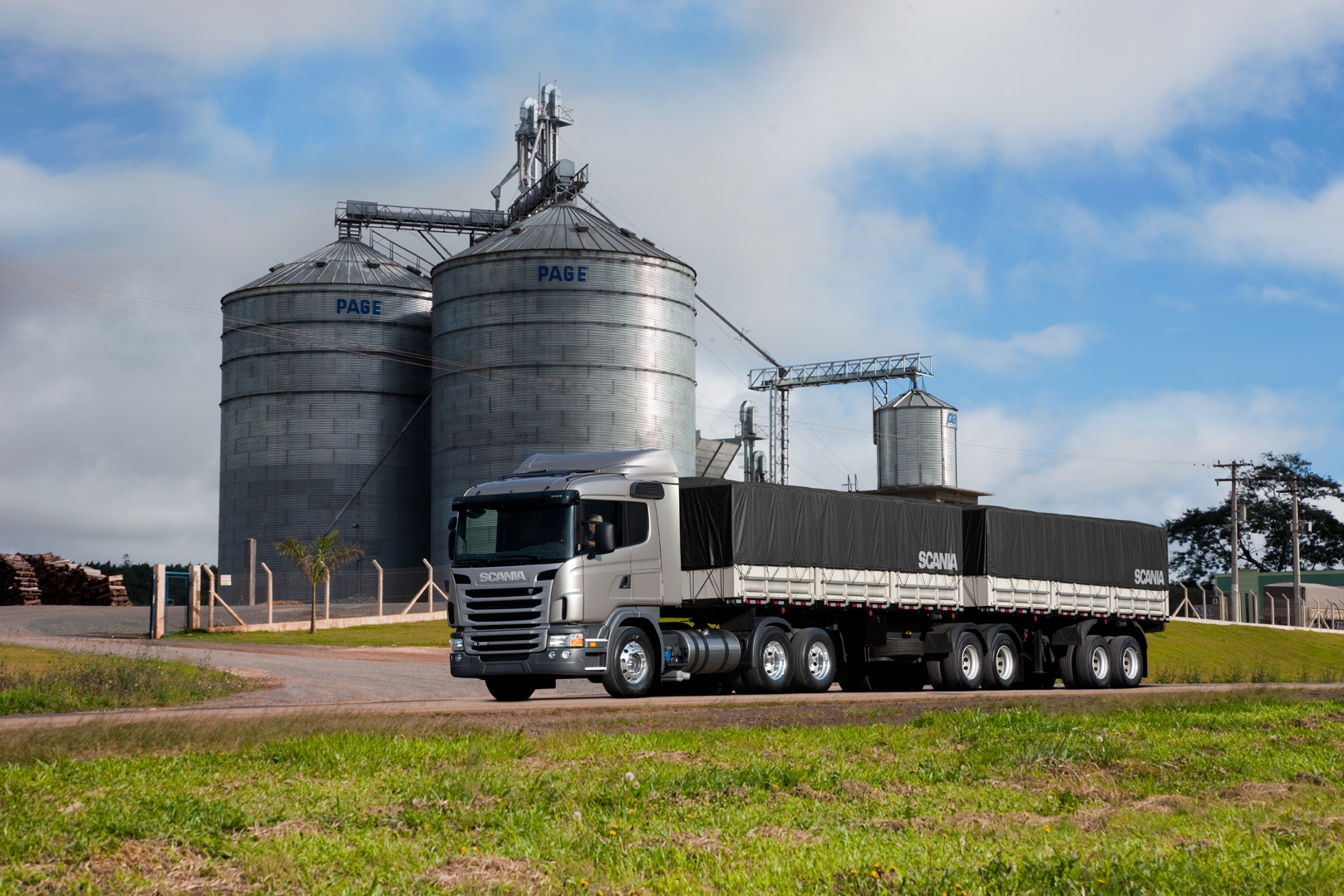 Transporte deficiente de grãos causa perda anual de R$ 9 bilhões ao Brasil