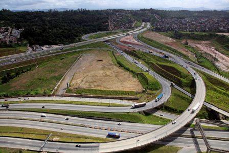 Comprovado: Rodoanel é o melhor trajeto para o caminhoneiro que passa pela Grande São Paulo.