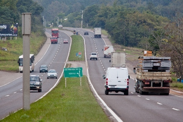 Mais pedágios no Sul - Várias rodovias serão licitadas em 1º de novembro.