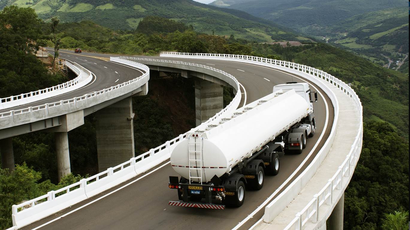Emplacamentos de implementos rodoviários no primeiro bimestre de 2016 recuam 36,22% com relação a 2015.