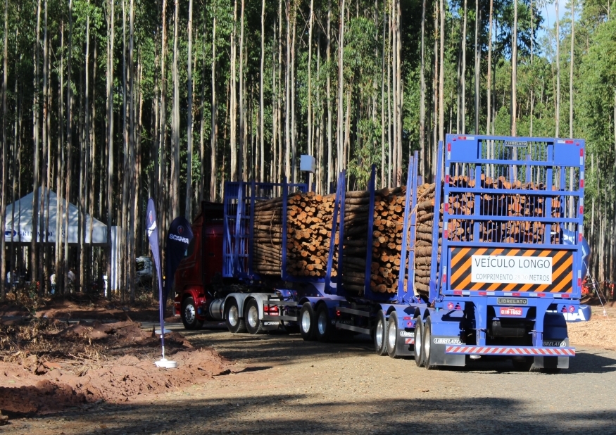 Librelato expõe linha florestal de implementos na Expoforest 2018.