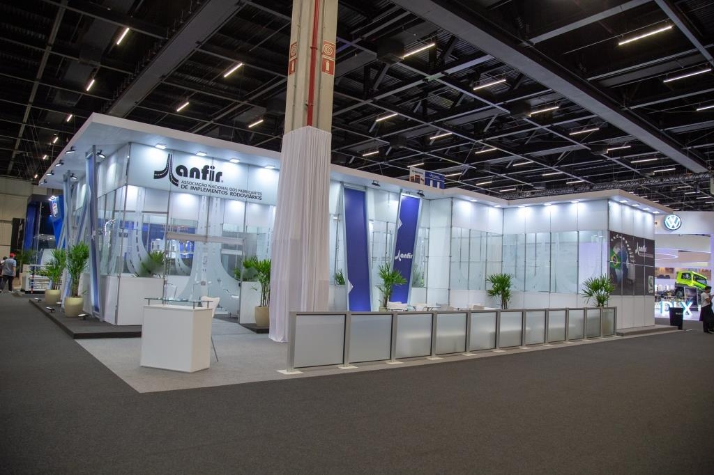 ANFIR avalia Fenatran como melhor evento do setor dos últimos anos.