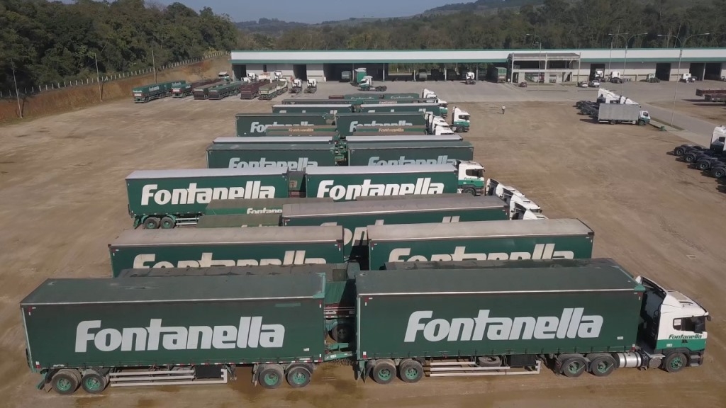 Librelato vende 180 implementos para Fontanella Transportes.