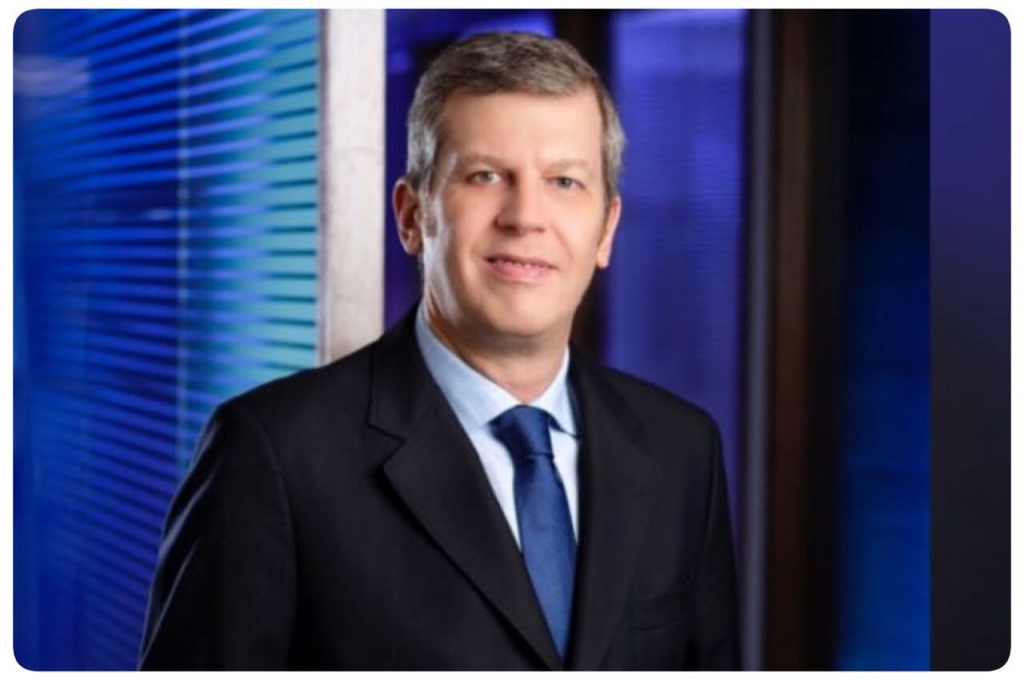 Randon anuncia novo diretor.