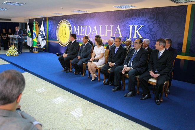 CNT entrega Ordem do Mérito do Transporte.