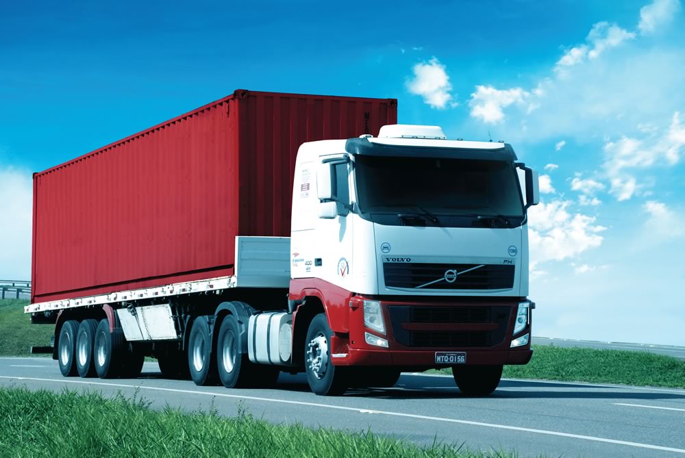COMTRIN divulga comunicado sobre trânsito simplificado de cargas de exportação.