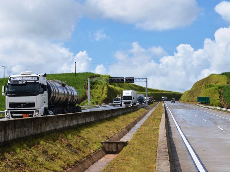 Governo entrega duplicação do corredor Maceió-Recife da BR-101 Nordeste.