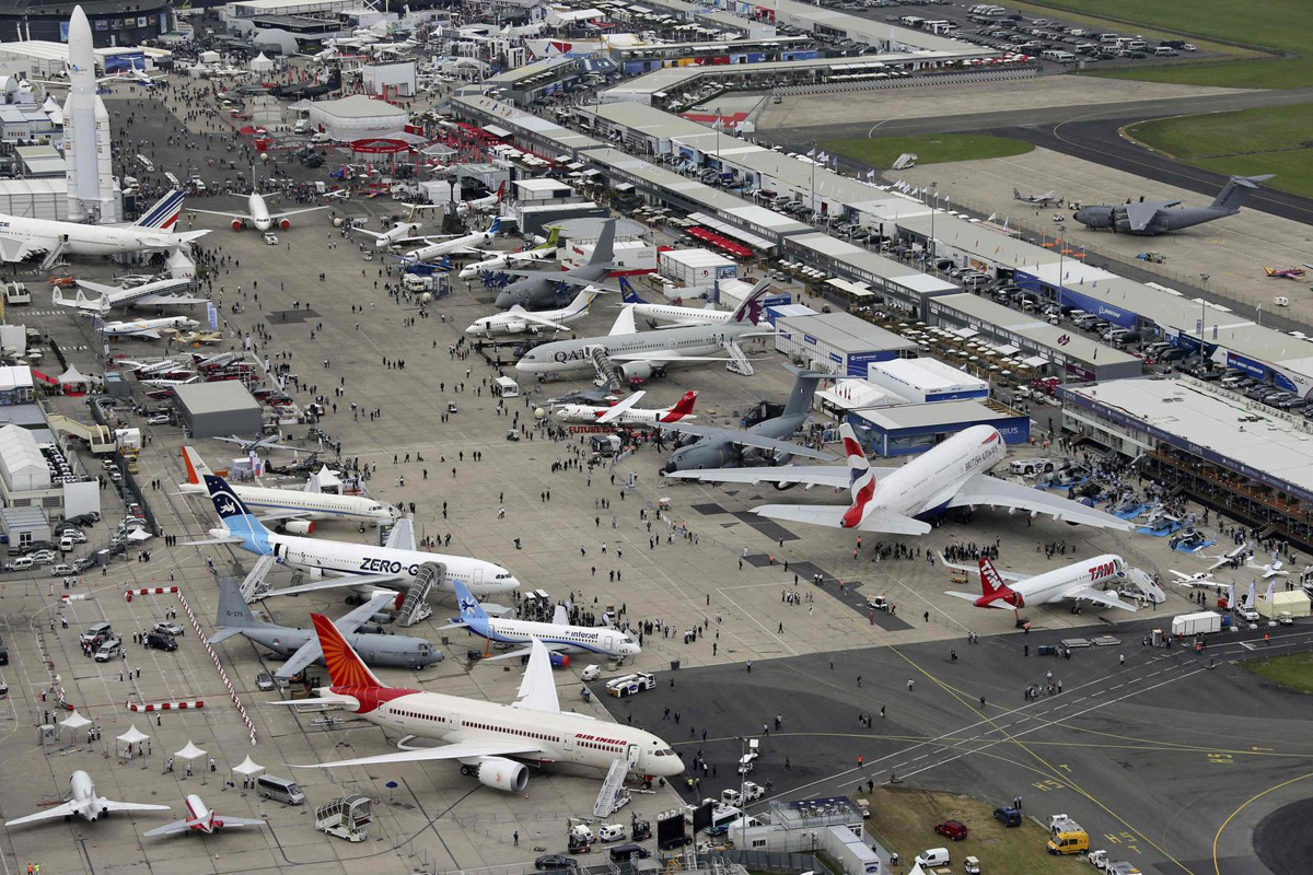 Feira de aviões no Brasil: Mundo da aviação se reúne no Rio a partir desta quarta.