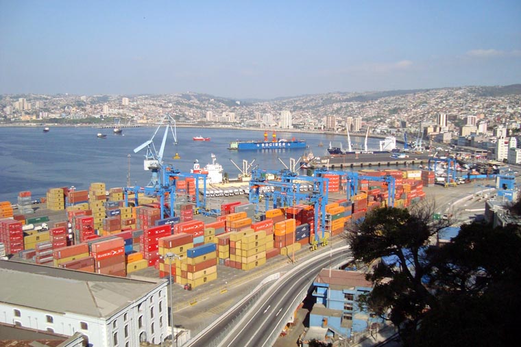 Indra moderniza a plataforma logística do porto de Valparaíso.