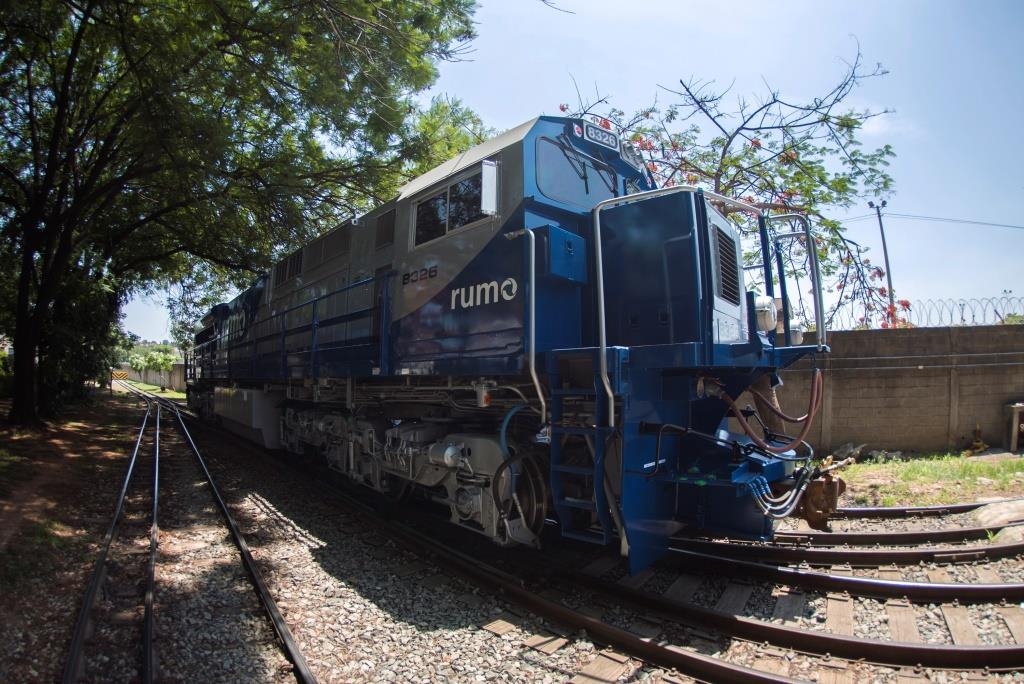 Tecnologia de locomotivas aumenta produtividade na Operação Sul da Rumo.