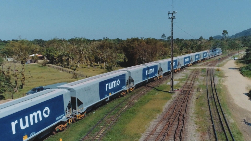Rumo aumenta em mais de 20% o transporte de grãos no Rio Grande do Sul.