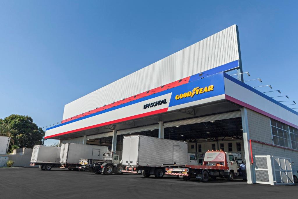 Smart Truck DPaschoal, loja inteligente de serviços para caminhões e grandes frotas, é inaugurada em Ribeirão Preto.
