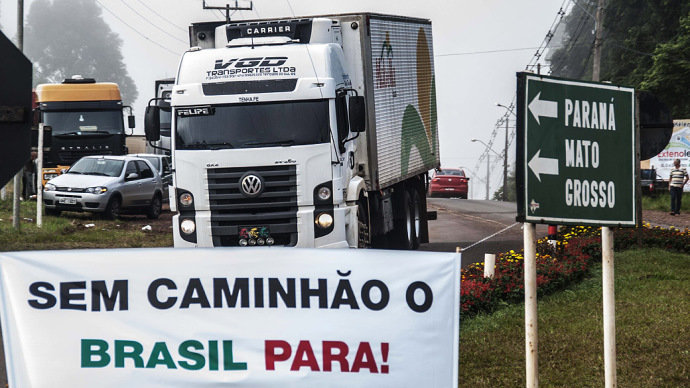 Pesquisa mostra que leis não alteram perfil dos caminhoneiros no País - Rendimento e escolaridade baixos prevalece.