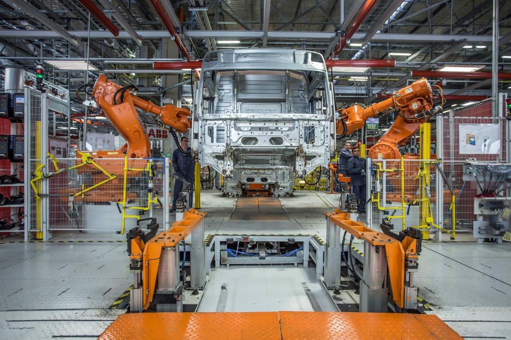 Decisiva na expansão da Volvo na América Latina, fábrica de cabines completa 20 anos.
