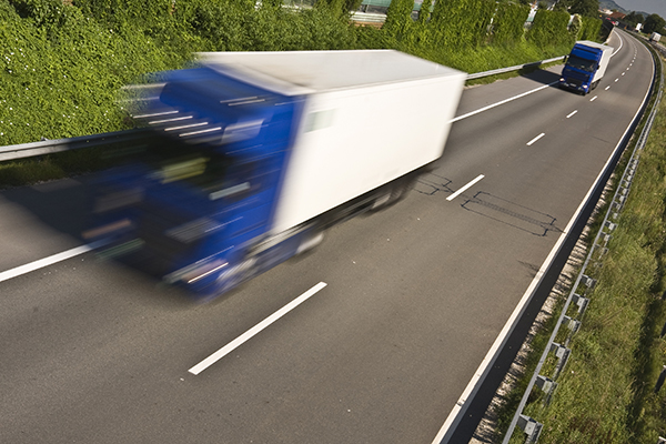 Retomada do crescimento econômico estimula a demanda por transporte.