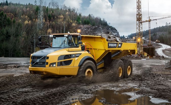 Volvo CE tem crescimento de vendas de 24% no terceiro trimestre.