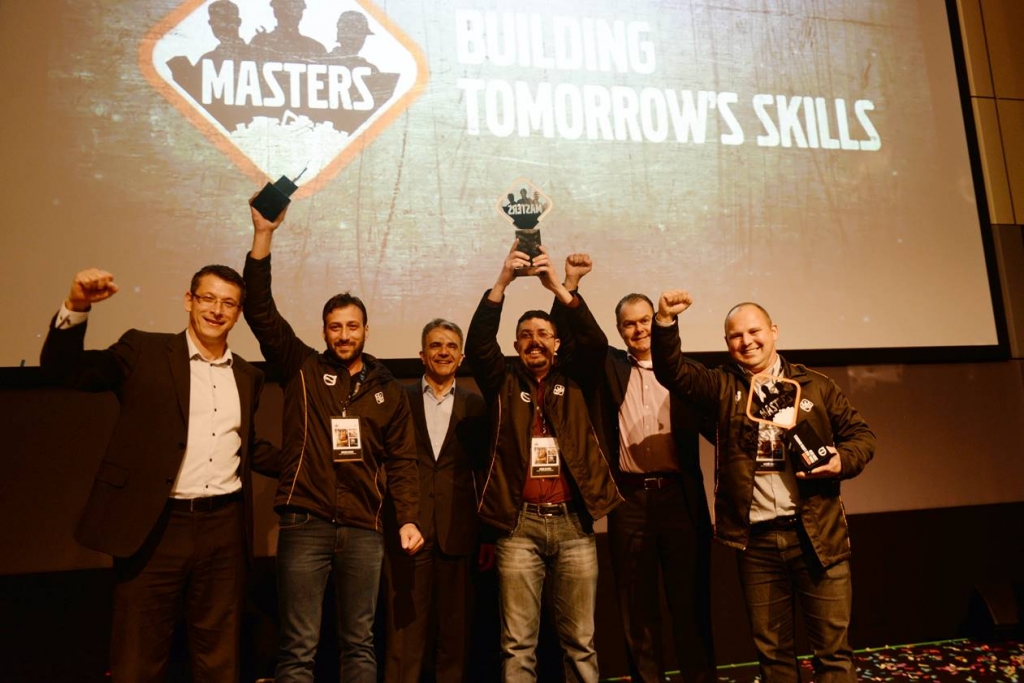 Volvo Brasil tem equipe na final da competição mundial de profissionais e mecânicos de máquinas.