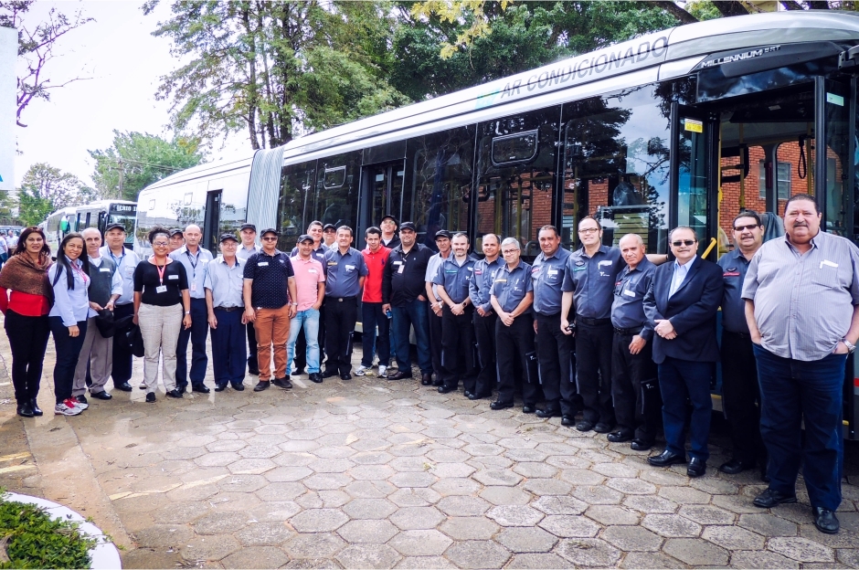Caio recebe em sua unidade fabril de Botucatu, os melhores motoristas de 2018, da capital paulista.