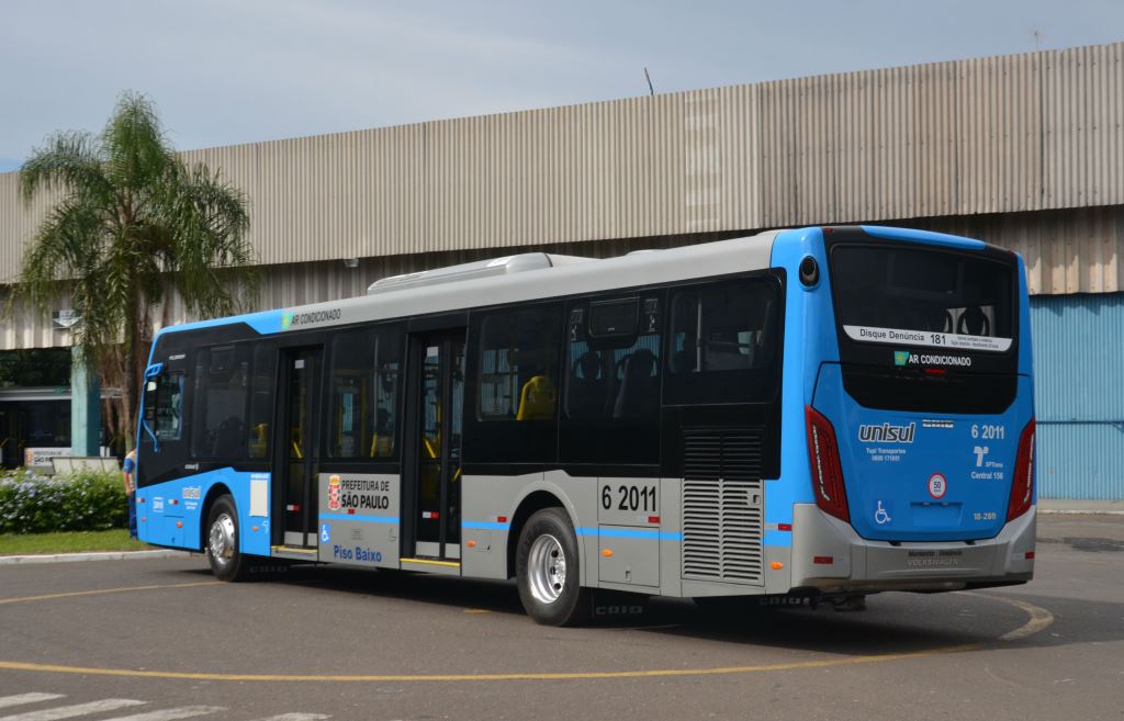 Viação Tupi celebra parceria histórica com aquisição de 25 ônibus Volkswagen.