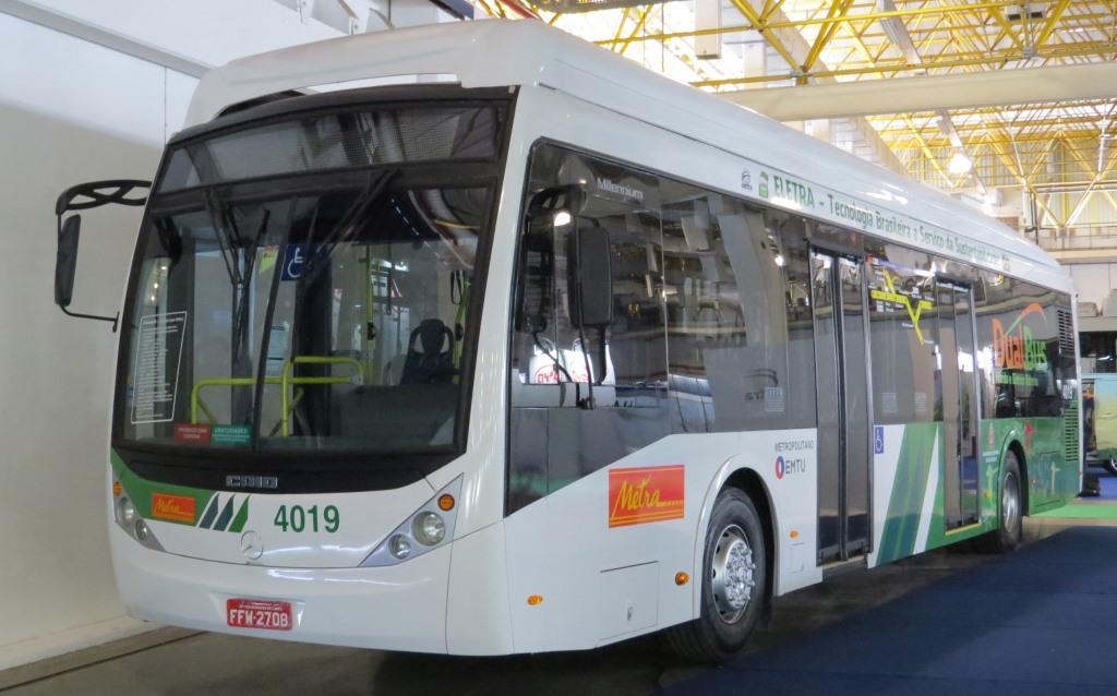 Eletra apresenta no Salão Latino Americano de Veículos Elétricos nova versão do Dual, ônibus elétrico de conceito inédito.
