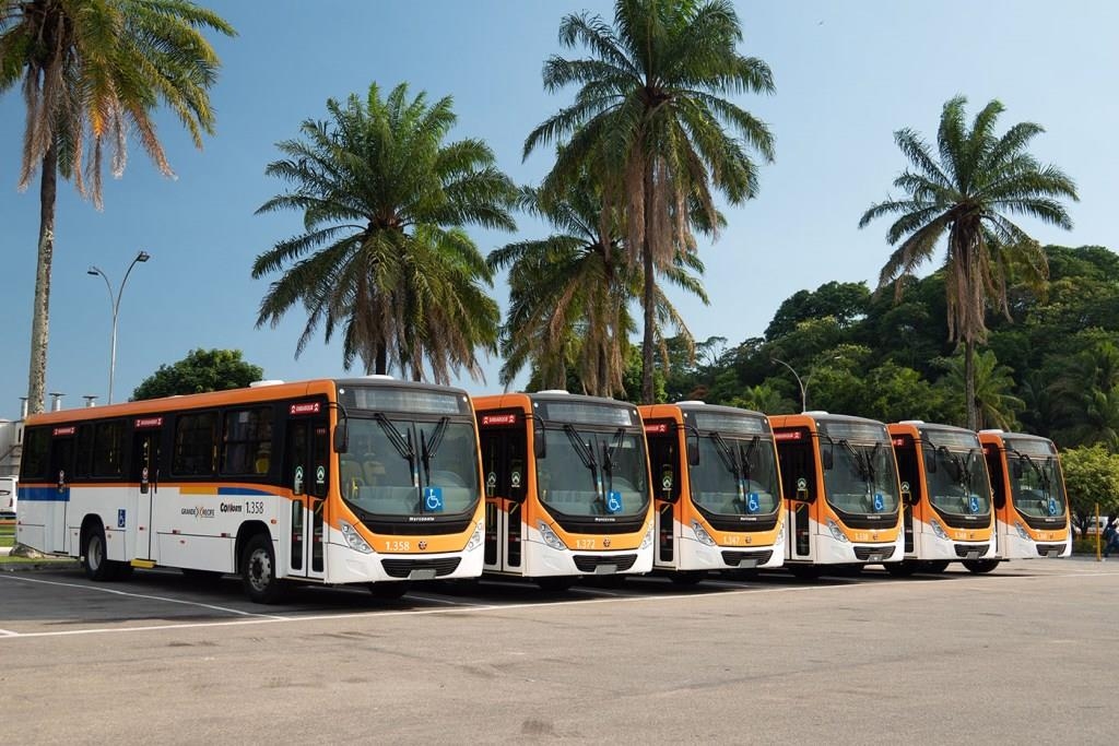 Marcopolo vende 89 ônibus Torino para empresas de Olinda.