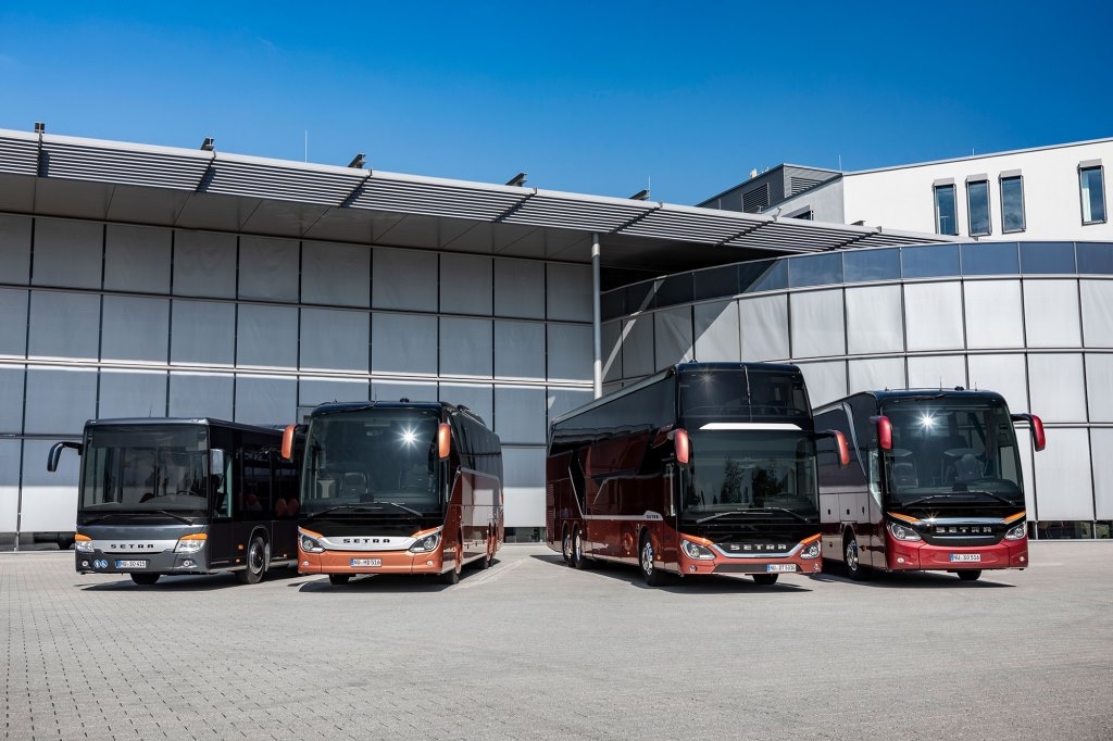 Daimler Buses lança novos ônibus, tecnologias e serviços digitais no IAA 2018.