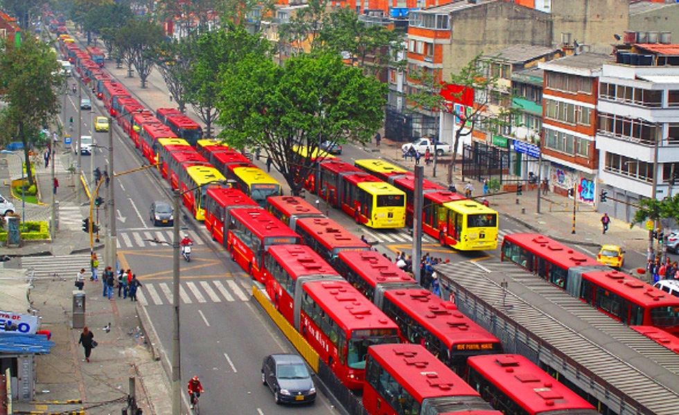 Scania faz a maior venda de ônibus urbanos de sua história.