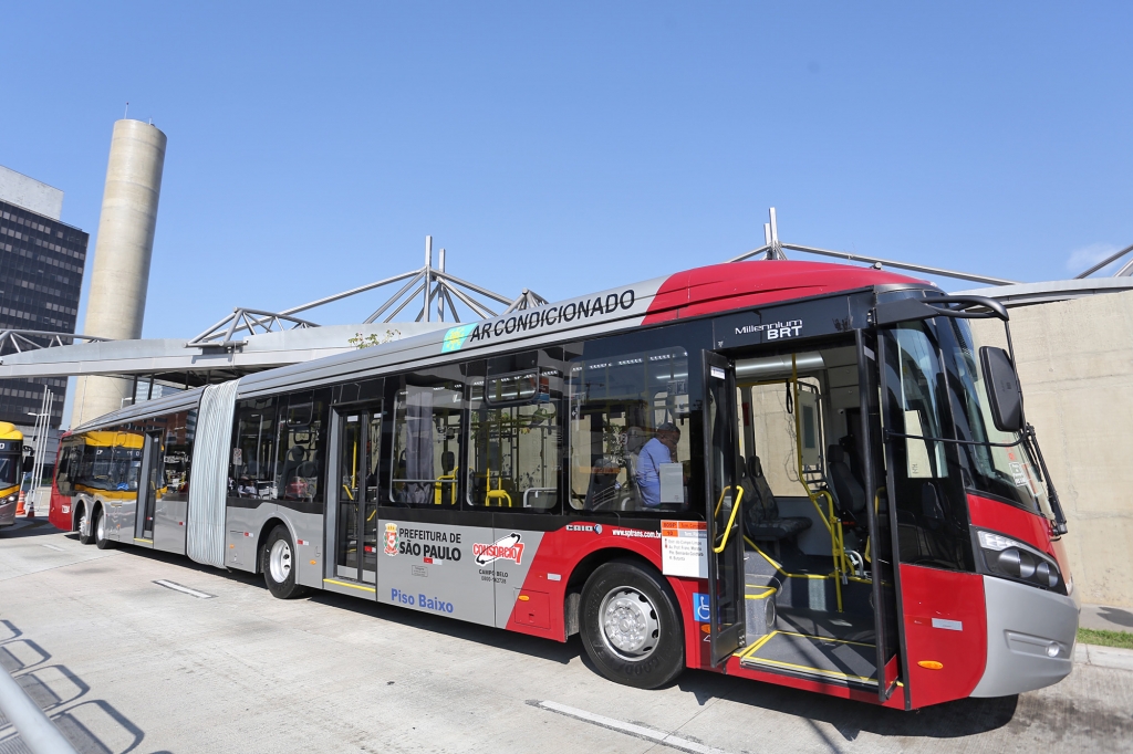 Tribunal libera licitação de ônibus no valor de R$ 68 bilhões em São Paulo.