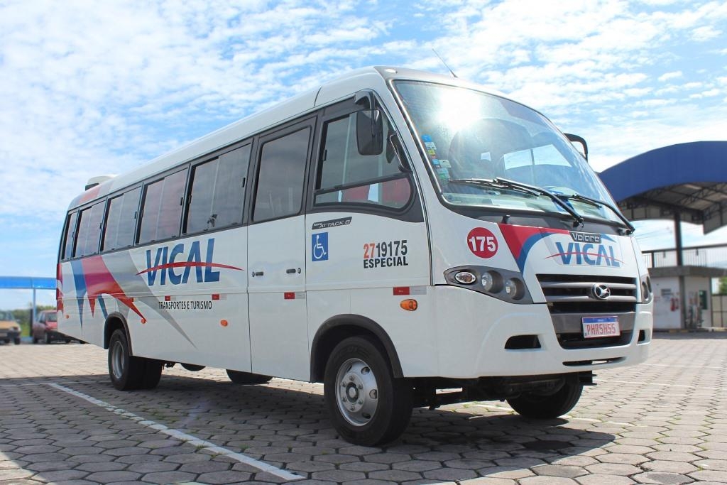 Viação Caravelas adquire dez miniônibus Volare Attack 8.