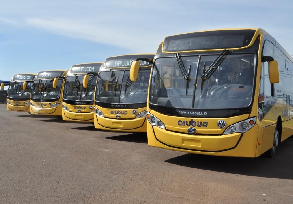 Volkswagen exporta ônibus para Aruba pela primeira vez.