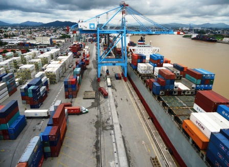 ABTP defende a padronização de procedimentos aduaneiros.